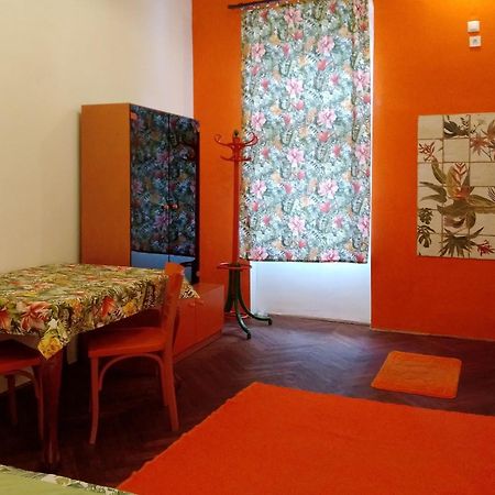 Elizavarlak Apartment Budapest Bagian luar foto
